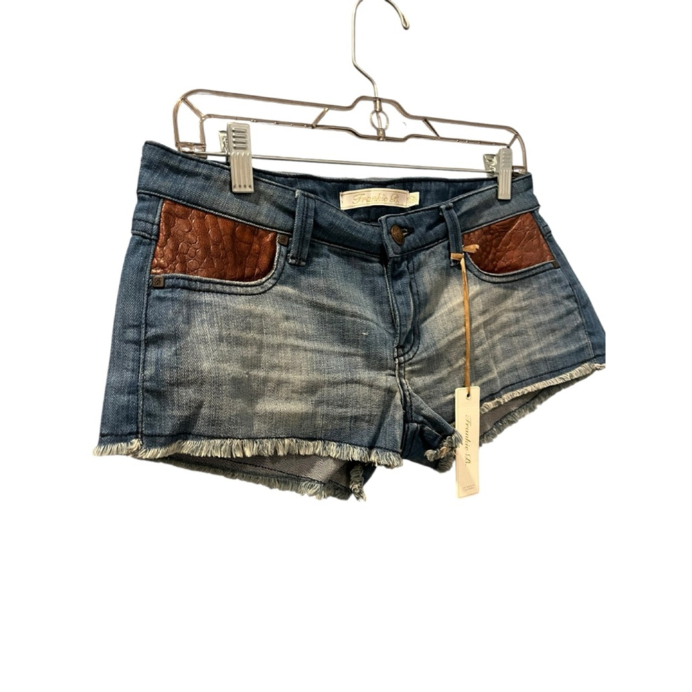 Franky B. NWT Denim Low Rise Blue Jean Shorts Size 26 Cut Off Summer Casual - Picture 5 of 7